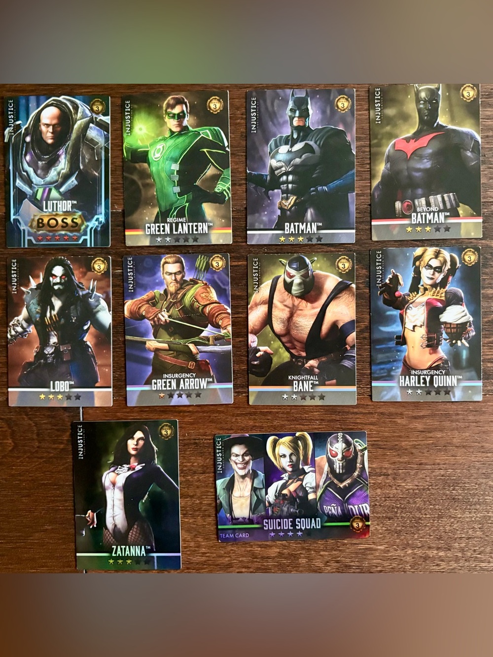 INJUSTICE: GODS AMONG US ARCADE GAME - 10 CARDS FOIL & STANDARD CARDS